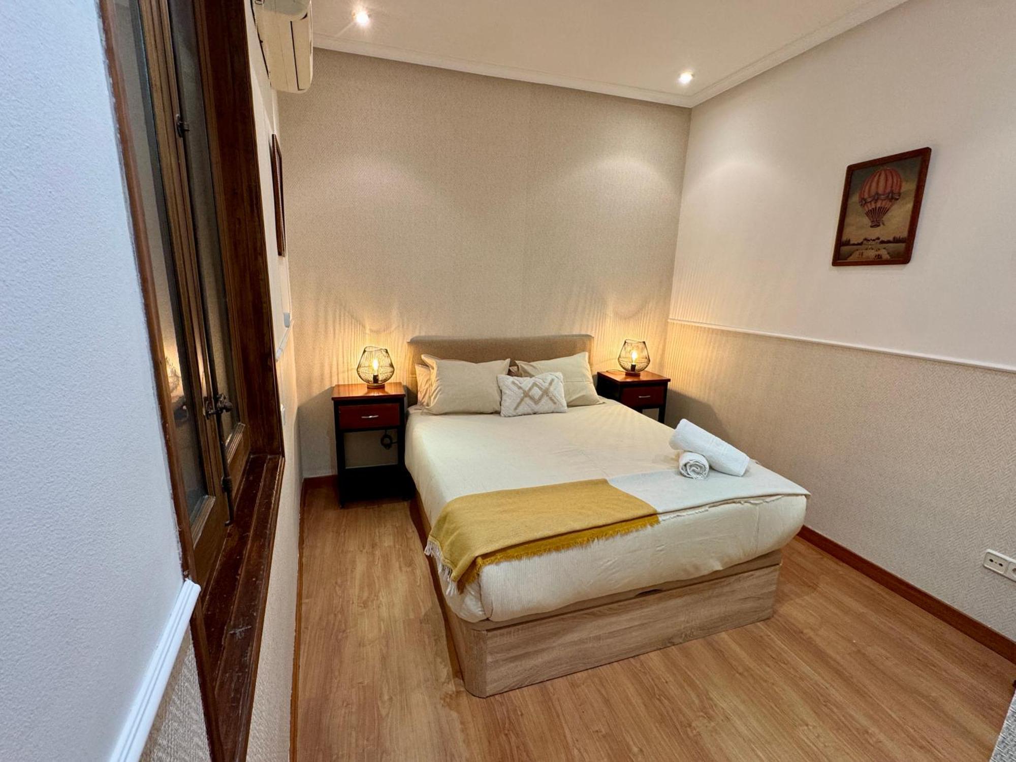 Apartamento A Dos Pasos De La Plaza Mayor Madrid Eksteriør bilde